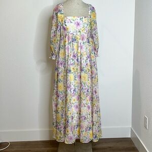 🔹 Storia Floral Peasant Dress